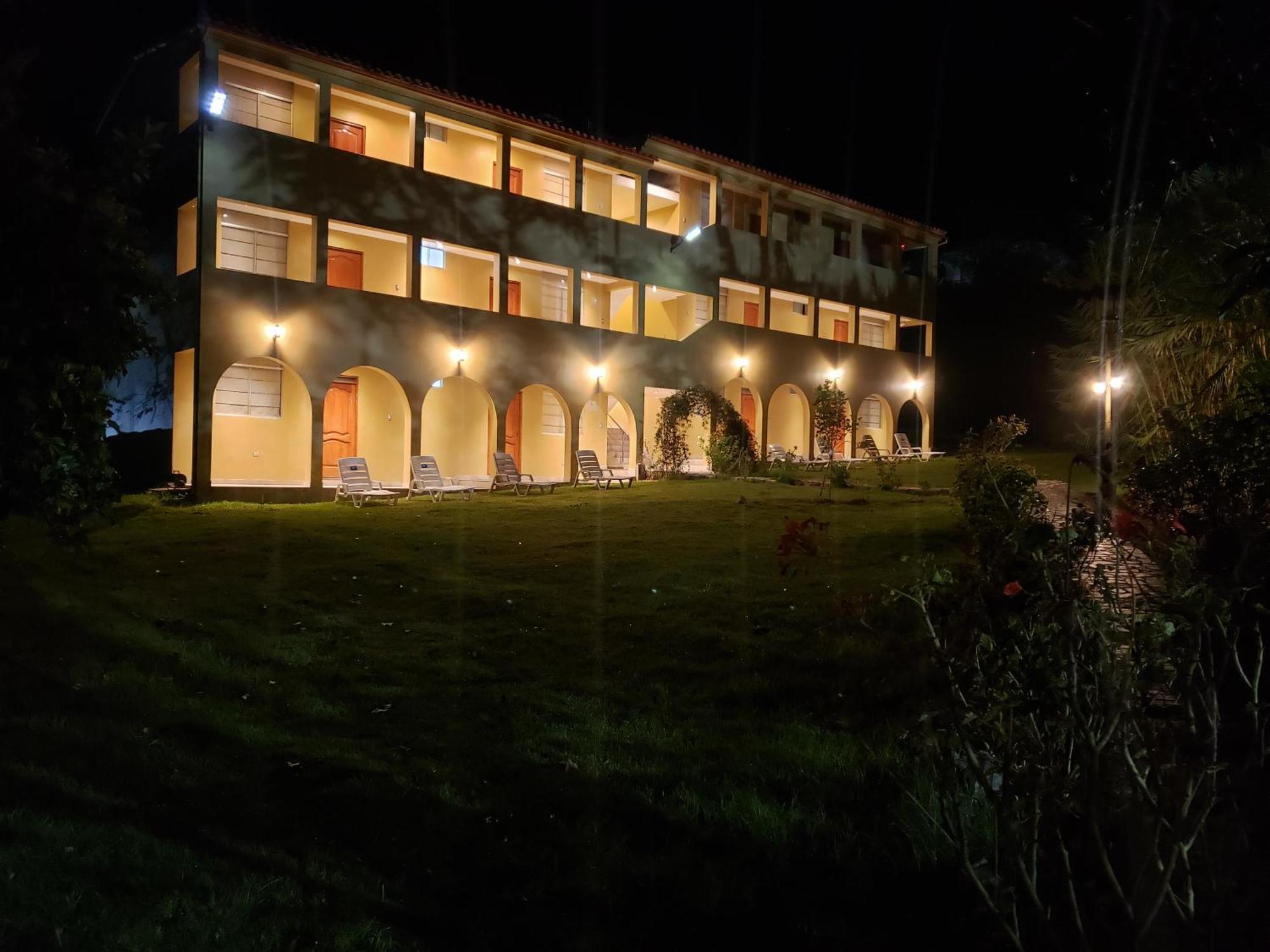 Condominio La Curva Churin Exterior photo